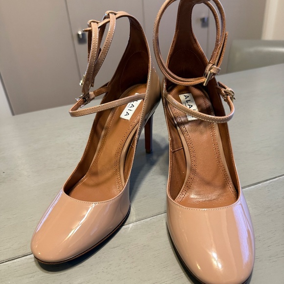 ALAIA(new) brand Tan - no other colour is like this, it's pinky warm & gorgeous! - Picture 6 of 14